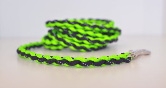 Vijue Paracord talutin koiralle, musta-lime